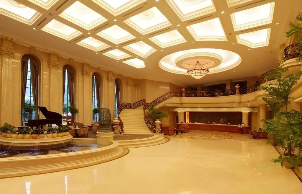 Sanya Shanghai Huating Boutique Resort Hotel Exterior foto