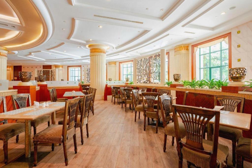 Sanya Shanghai Huating Boutique Resort Hotel Exterior foto